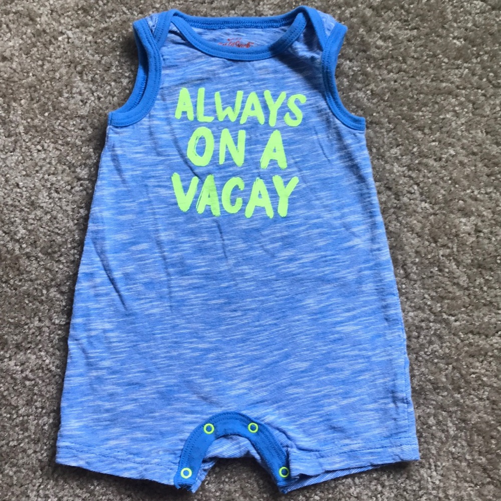 Cat & Jack Shortall w snaps; 3-6M